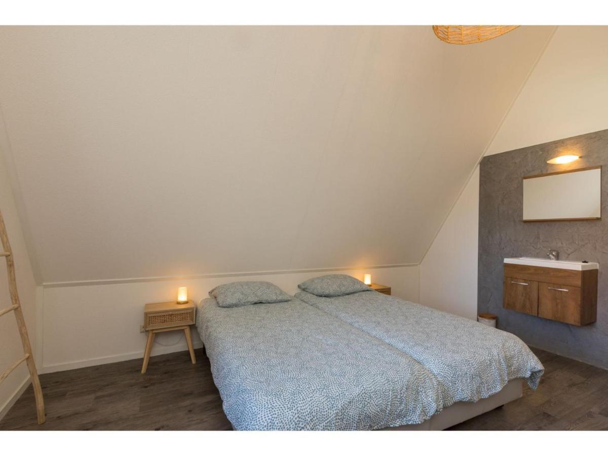 Quietly Located House Within Walking Distance Of The Beach Domburg Bagian luar foto