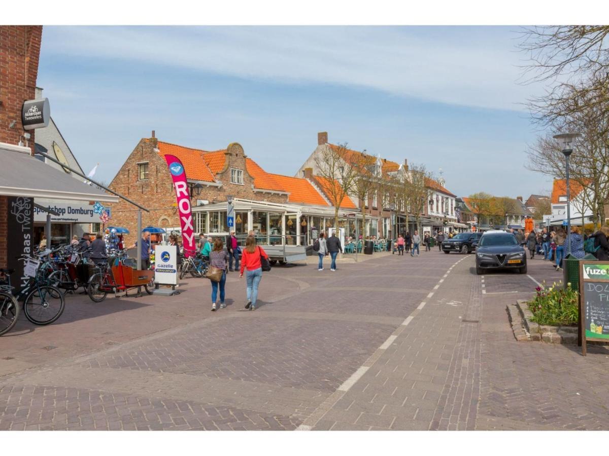 Quietly Located House Within Walking Distance Of The Beach Domburg Bagian luar foto